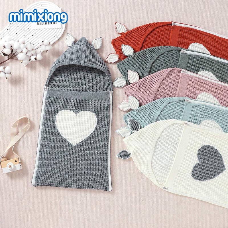 heart pattern zipper sleeping bag